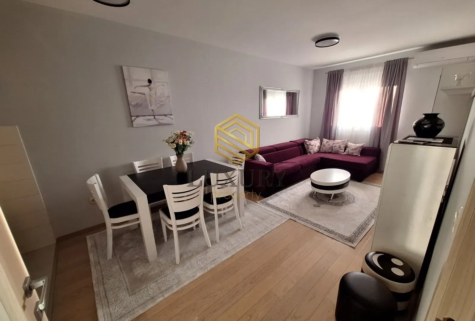Izdavanje, jednosoban stan, 46m², City Kvart, Podgorica