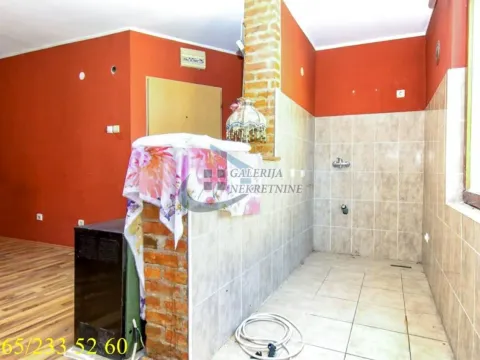 Prodaja, kuća, 247m², Železnik, Beograd - image 11