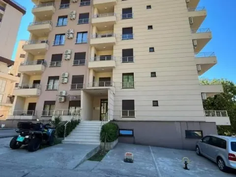 Sale, two bedroom apartment, 69m², Bečići, Budva - image 10