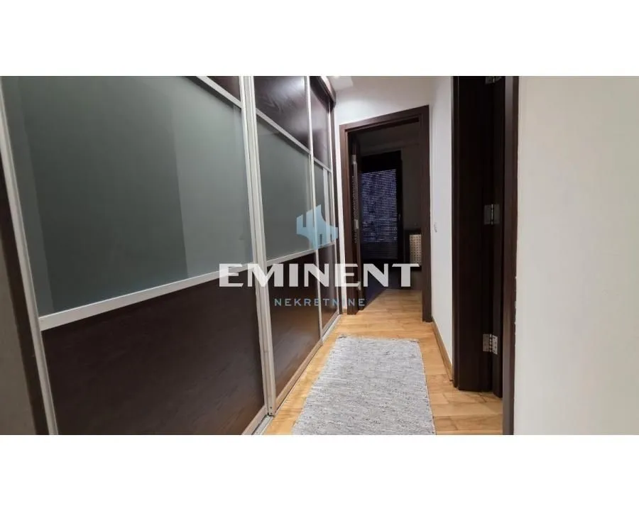 Rent, three bedroom apartment, 111m², Neimar, Vračar Sve Podlokacije