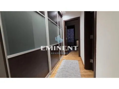 Rent, three bedroom apartment, 111m², Neimar, Vračar Sve Podlokacije - image 9