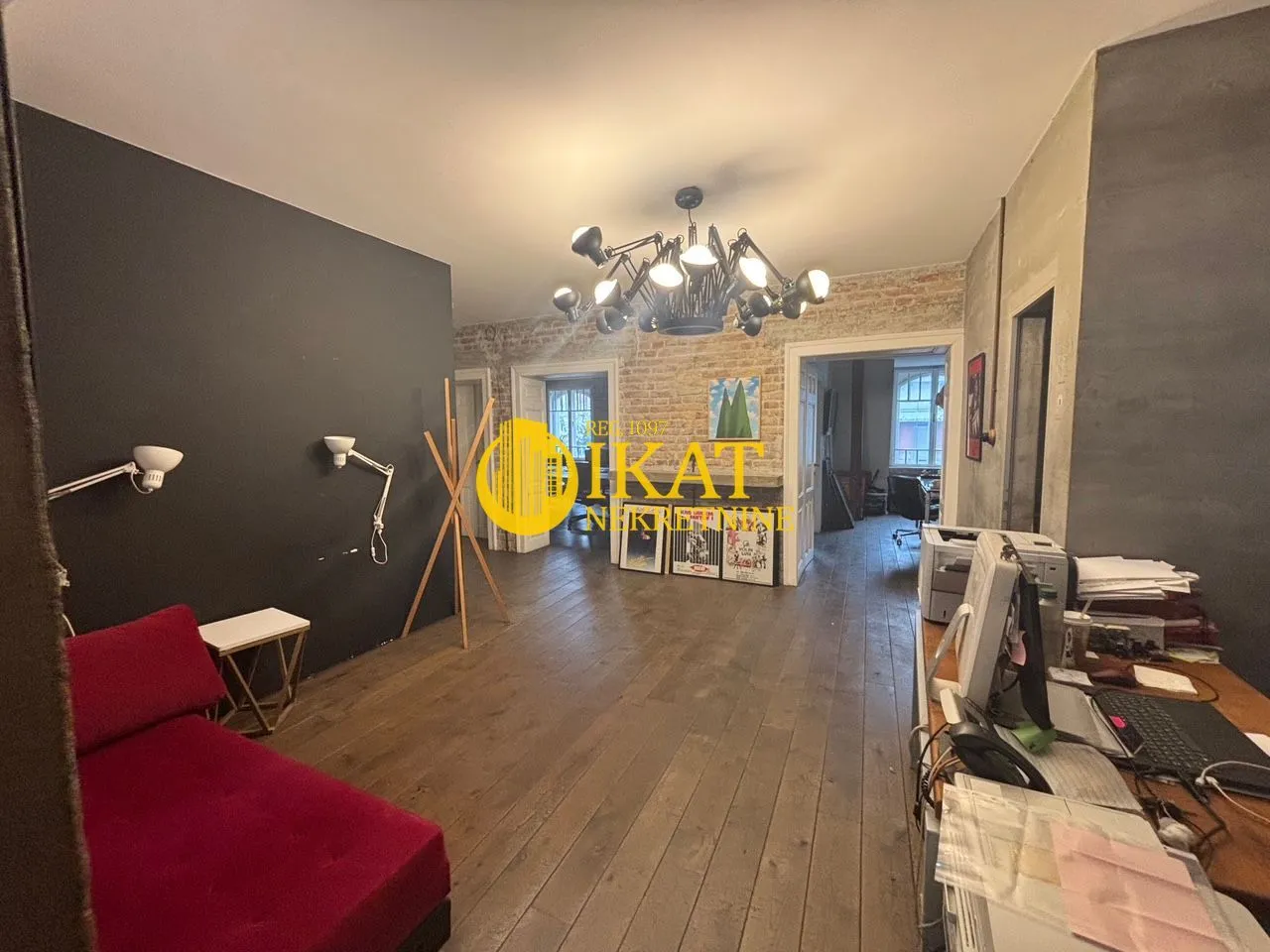 Izdavanje, dvosoban stan, 95m², Stari Grad, Beograd