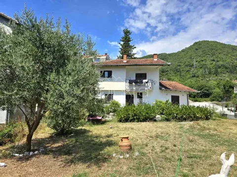 Prodaja, kuća, 141m², Tivat, Crna Gora - image 4
