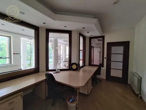 Rent, office space, 300m², Bezanijska Kosa 1, Bežanijska Kosa Sve Podlokacije - image 9