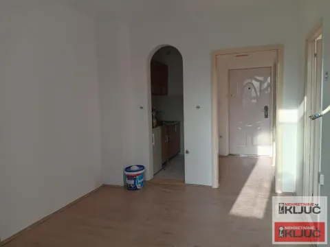 Prodaja, jednosoban stan, 31m², Grbavica, Novi Sad Sve Podlokacije - image 2