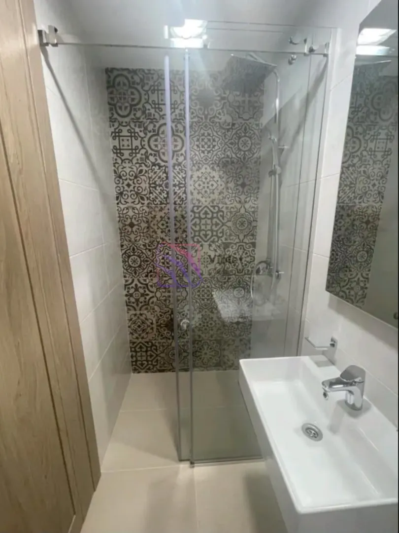 Izdavanje, dvosoban stan, 69m², Master Kvart, Podgorica