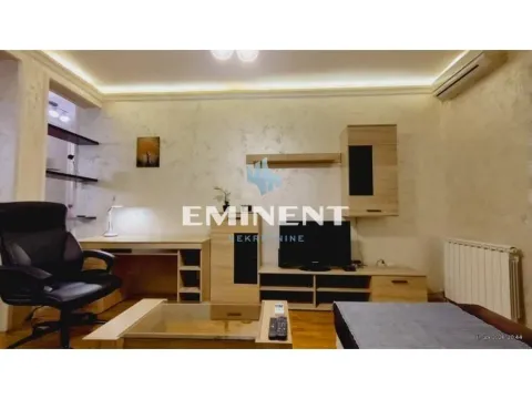 Rent, two bedroom apartment, 50m², Crveni Krst, Beograd - image 2