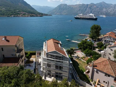 Prodaja, trosoban stan, 121m², Dobrota, Kotor - image 27