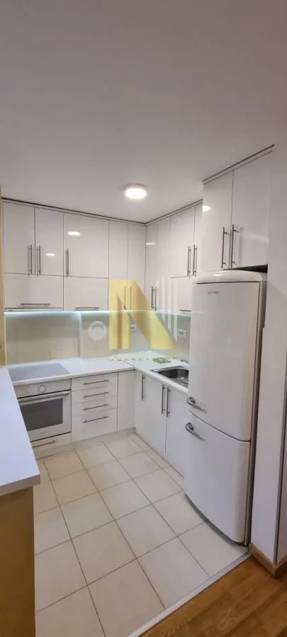 Izdavanje, dvosoban stan, 53m², Podbara, Novi Sad Sve Podlokacije
