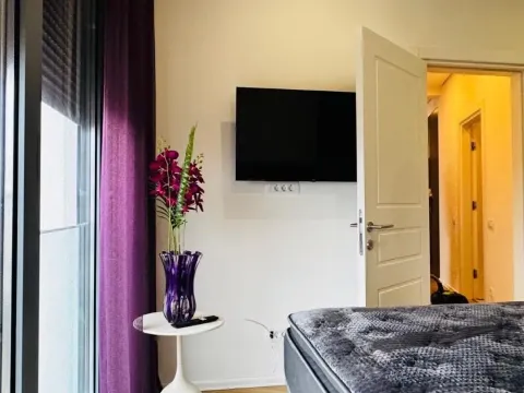 Prodaja, dvosoban stan, 76m², Tivat, Crna Gora - image 6