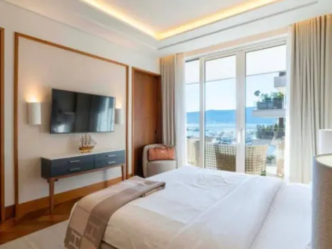 Prodaja, jednosoban stan, 81m², Porto Montenegro, Tivat - image 4