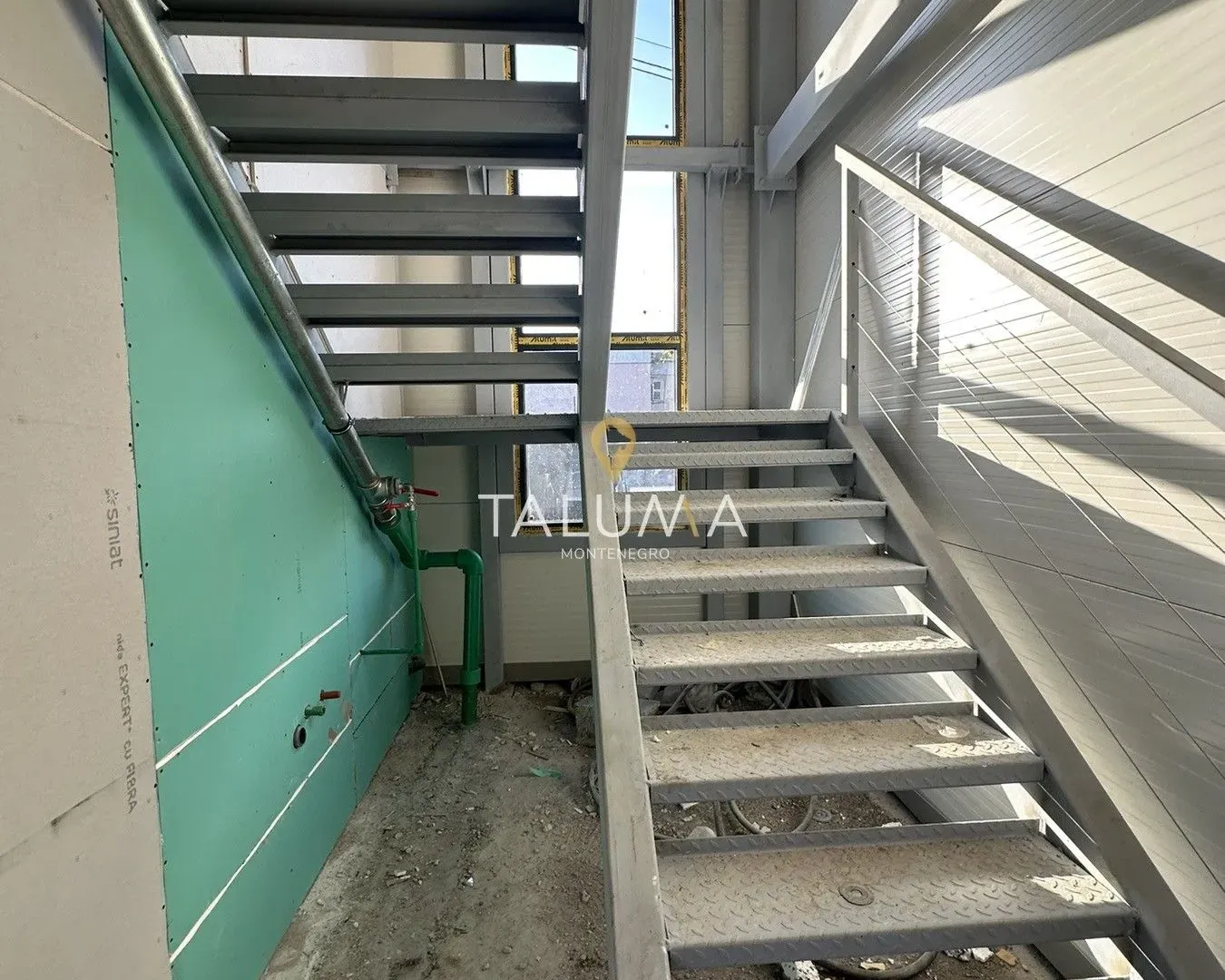 Rent, office space, 525m², Donja Gorica, Podgorica