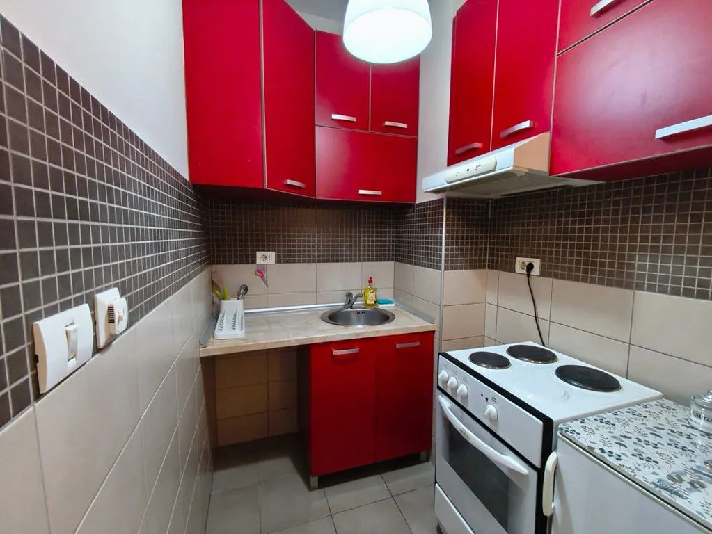 Izdavanje, garsonjera, 35m², City Kvart, Podgorica