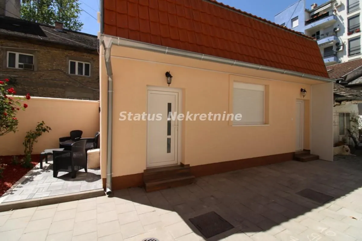 Prodaja, garsonjera, 22m², Centar, Novi Sad