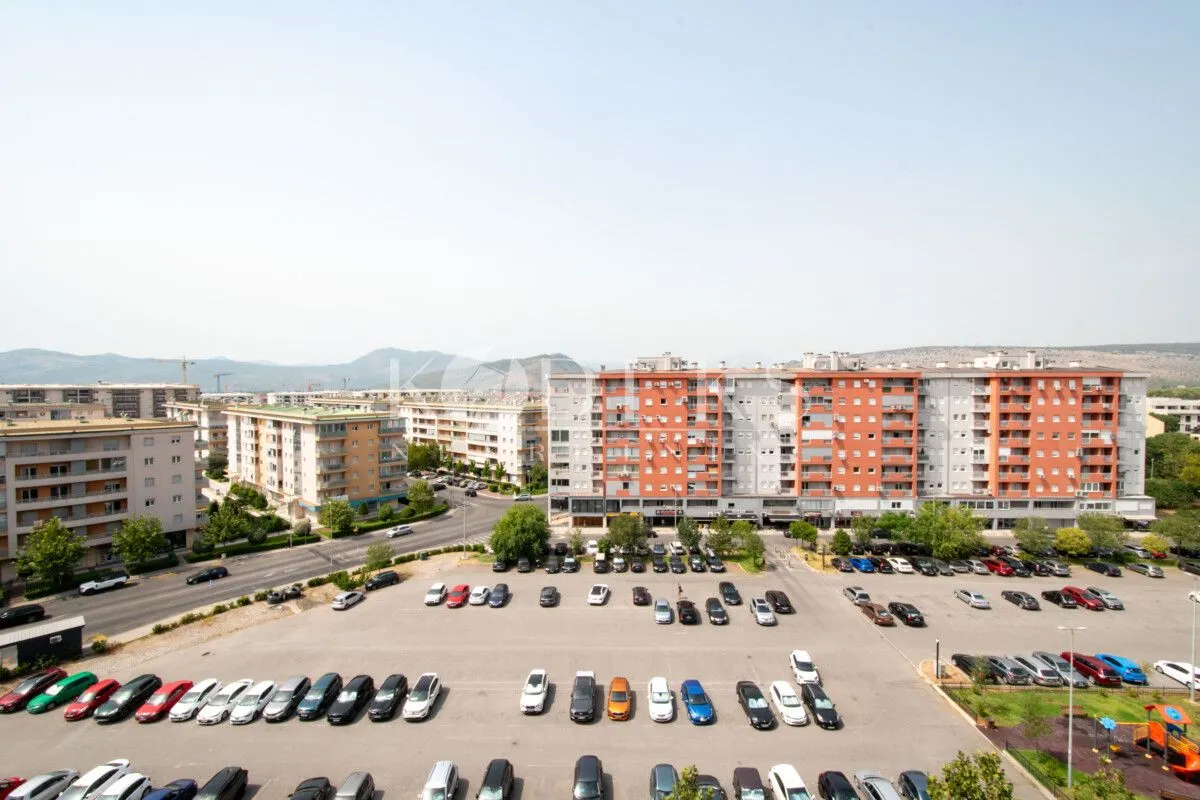 Rent, three bedroom apartment, 93m², City Kvart, Podgorica
