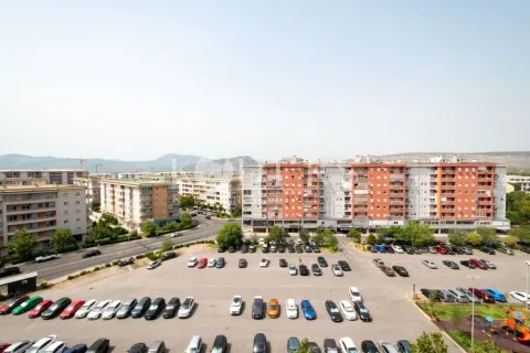 Rent, three bedroom apartment, 93m², City Kvart, Podgorica - image 16