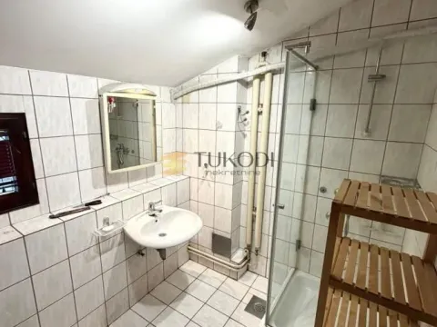 Izdavanje, stan, 210m², Stari Grad, Beograd - image 22