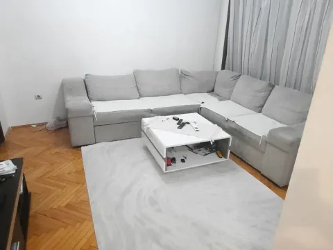 Prodaja, jednosoban stan, 43m², Stari Aerodrom, Podgorica - image 1