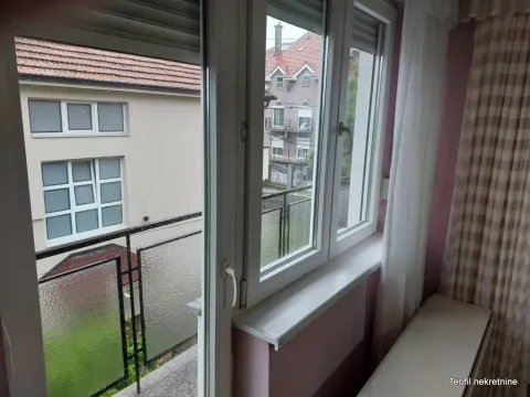 Rent, two bedroom apartment, 60m², Ivanjica, Srbija - image 3