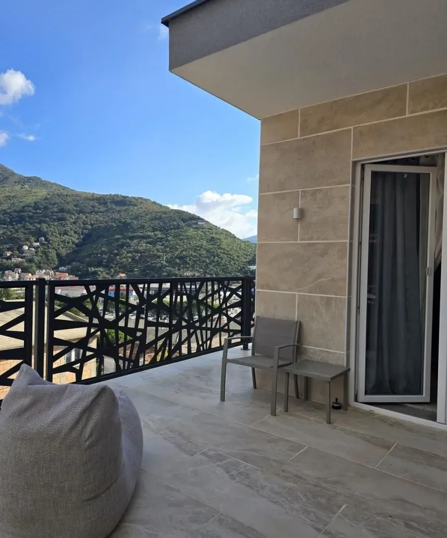 Prodaja, kuća, 140m², Zelenika, Herceg Novi