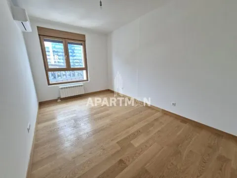 Sale, four bedroom apartment, 106m², Novi Beograd Blok 65, Novi Beograd Sve Podlokacije - image 9