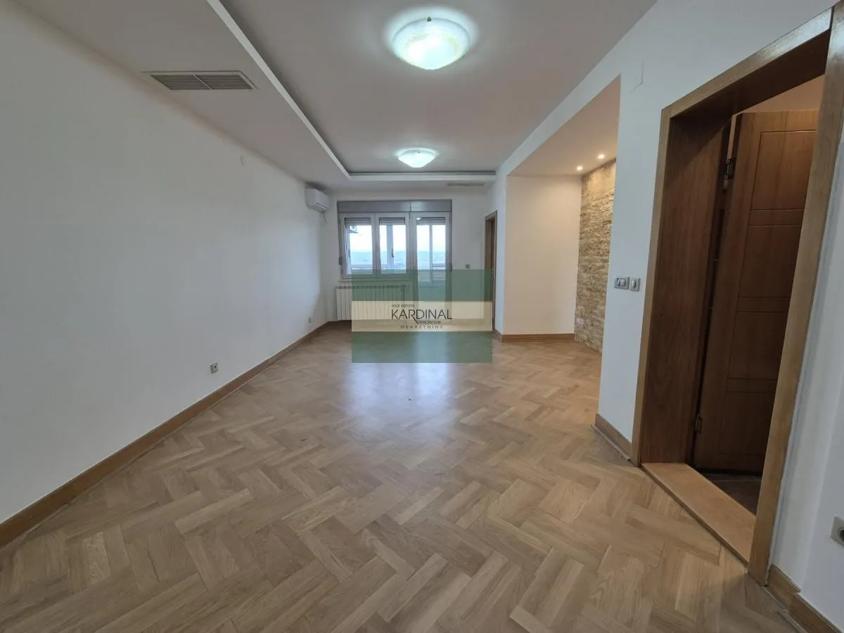 Sale, three bedroom apartment, 88m², Vašarište, Jagodina