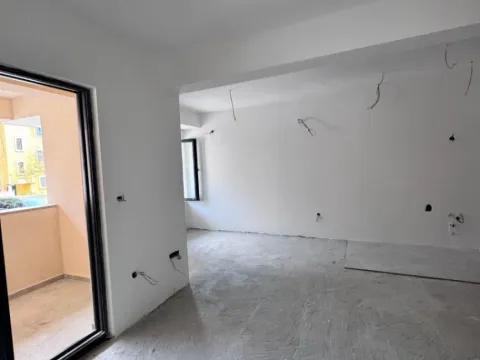 Prodaja, garsonjera, 35m², Adok, Budva - image 2