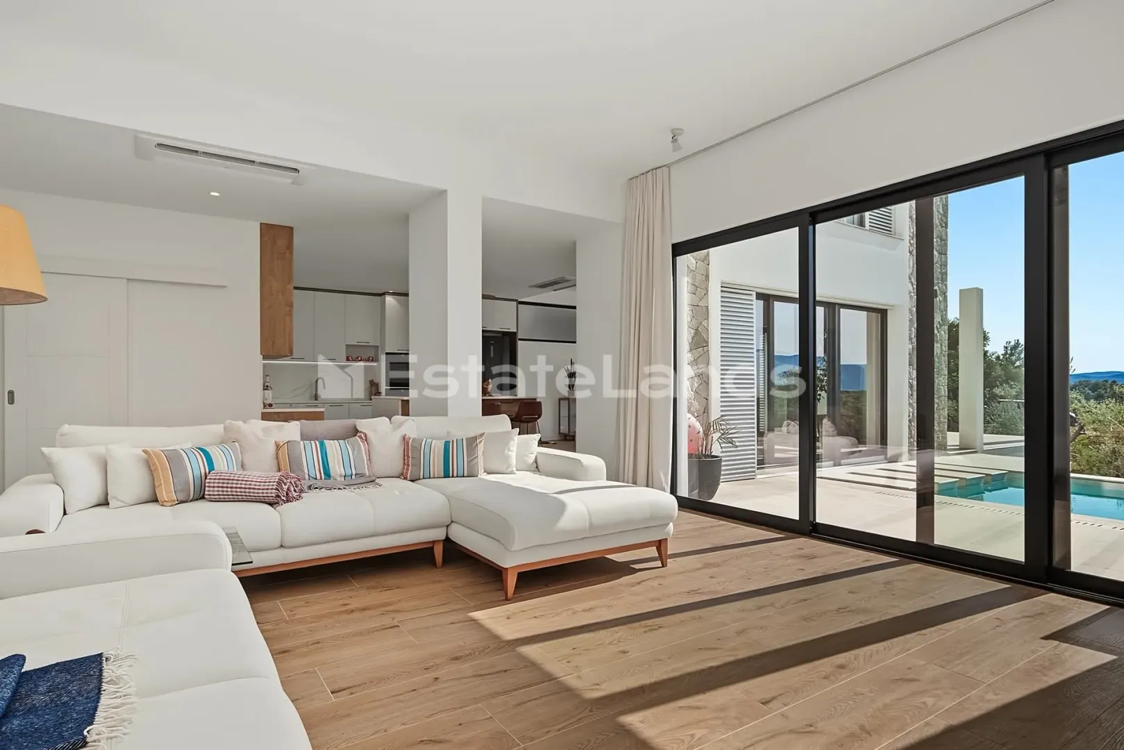Sale, house, 220m², Krašići, Tivat
