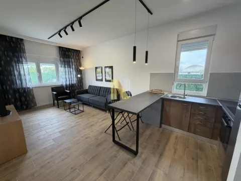 Izdavanje, dvosoban stan, 60m², Adice, Novi Sad Sve Podlokacije - image 3