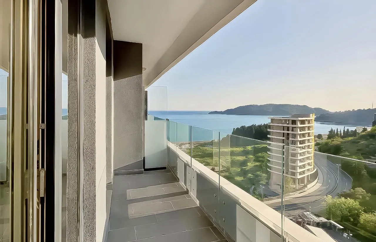 Sale, one bedroom apartment, 40m², Bečići, Budva