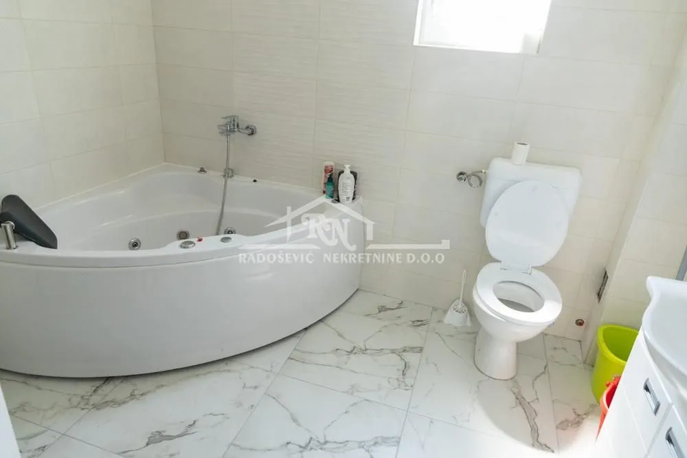 Prodaja, trosoban stan, 71m², Miljakovac, Rakovica