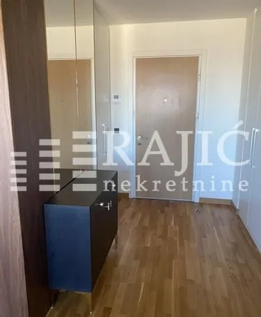 Rent, four bedroom apartment, 113m², Savski Venac, Beograd