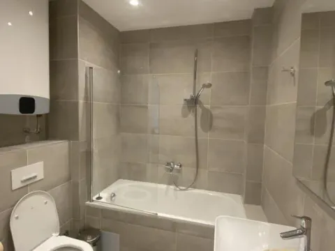 Izdavanje, dvosoban stan, 57m², Stari Grad, Beograd - image 9