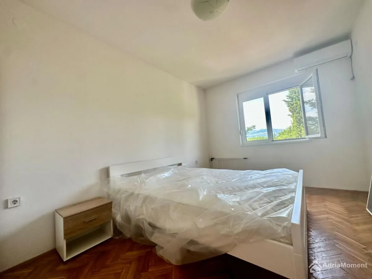 Prodaja, dvosoban stan, 67m², Radovići, Tivat