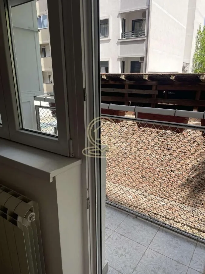 Rent, two bedroom apartment, 47m², Voždovac Sve Podlokacije, Beograd