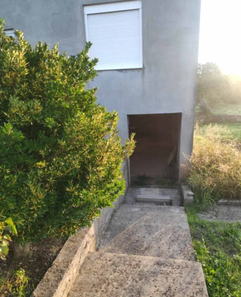 Prodaja, kuća, 82m², Lješanska Nahija, Podgorica