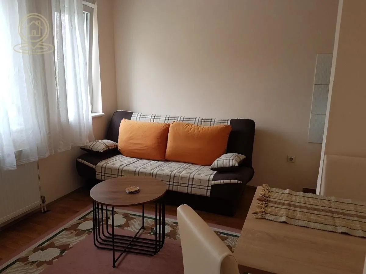 Izdavanje, garsonjera, 24m², Grbavica, Novi Sad Sve Podlokacije