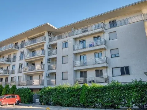 Prodaja, dvosoban stan, 90m², Podgorica, Crna Gora - image 16