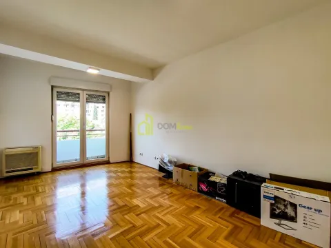Izdavanje, poslovni prostor, 71m², Preko Morače, Podgorica - image 10
