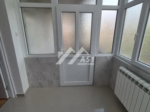 Izdavanje, trosoban stan, 77m², Adamovićevo Naselje, Novi Sad Sve Podlokacije - image 8