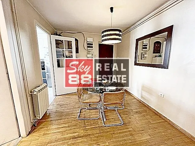 Prodaja, dvosoban stan, 68m², Kalenić Pijaca, Vračar Sve Podlokacije