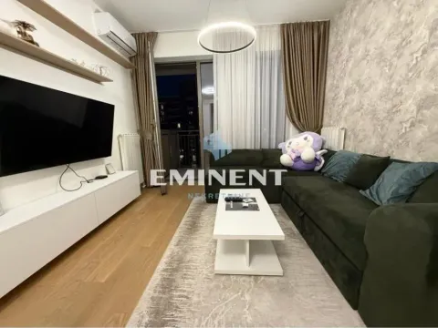 Izdavanje, stan, 67m², Savski Venac, Beograd