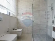 Izdavanje, kuća, 700m², Krašići, Tivat - image 3