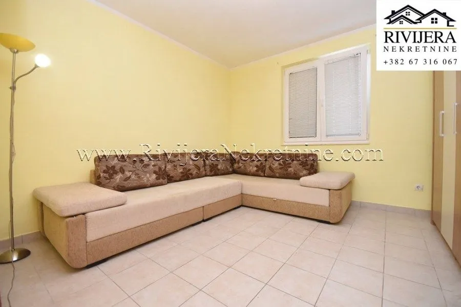 Prodaja, jednosoban stan, 46m², Baošići, Herceg Novi