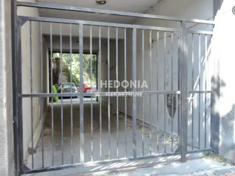 Rent, one bedroom apartment, 42m², Stari Grad, Beograd - image 8