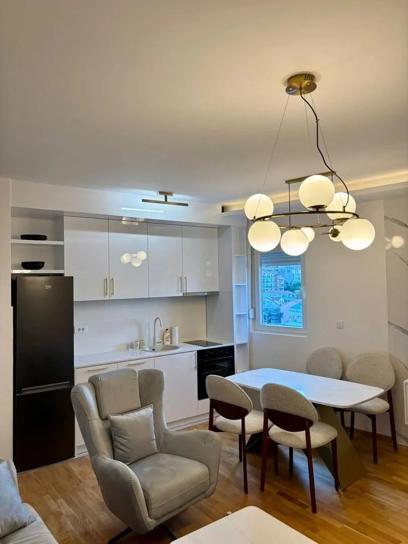 Rent, two bedroom apartment, 70m², Podkošljun, Budva