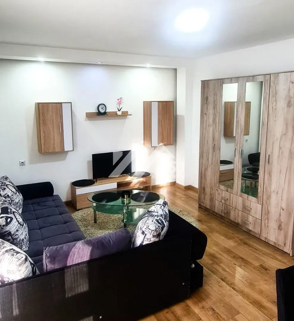 Rent, two bedroom apartment, 45m², Adamovićevo Naselje, Novi Sad Sve Podlokacije