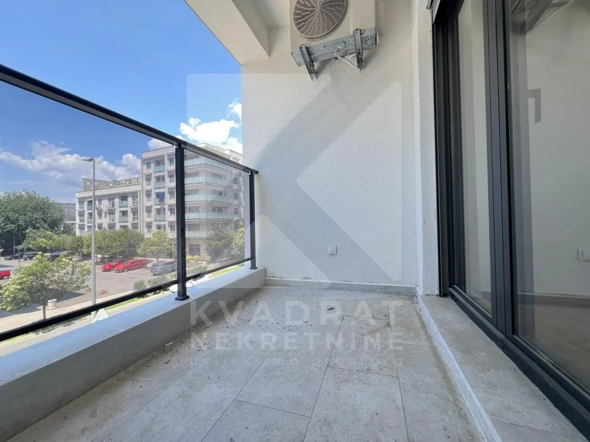 Rent, office space, 40m², Tološka šuma, Podgorica
