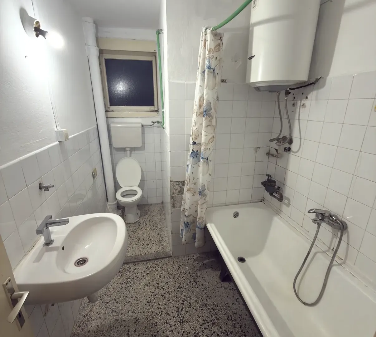 Prodaja, jednosoban stan, 45m², Centar, Nikšić