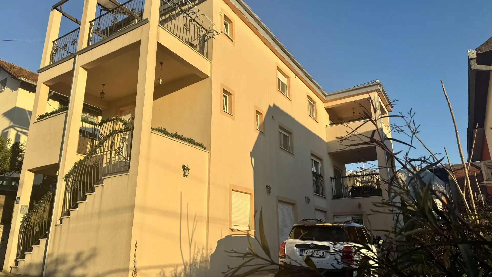 Prodaja, kuća, 302m², Mrčevac, Tivat